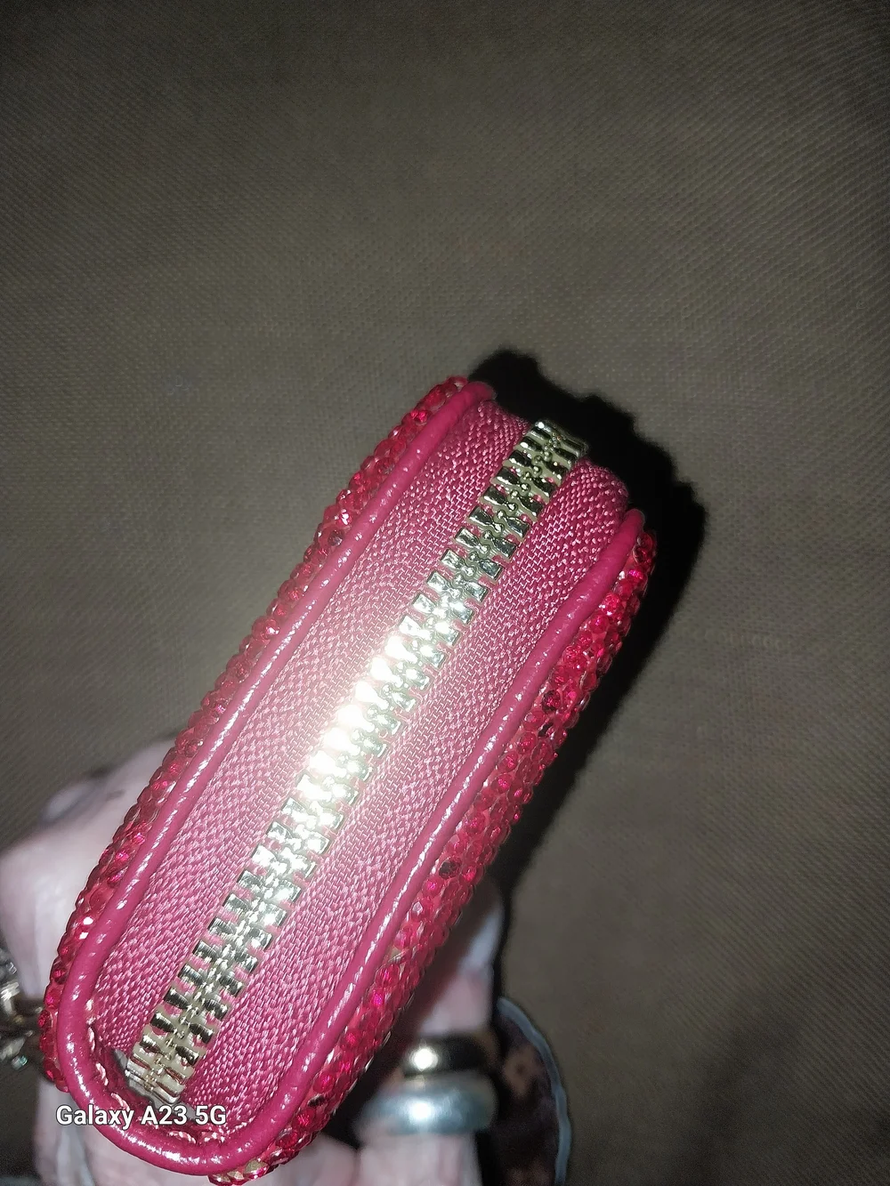 Unbranded Hard Shell Sparkling Red Women's Zip Card Wallet/Wristlet
